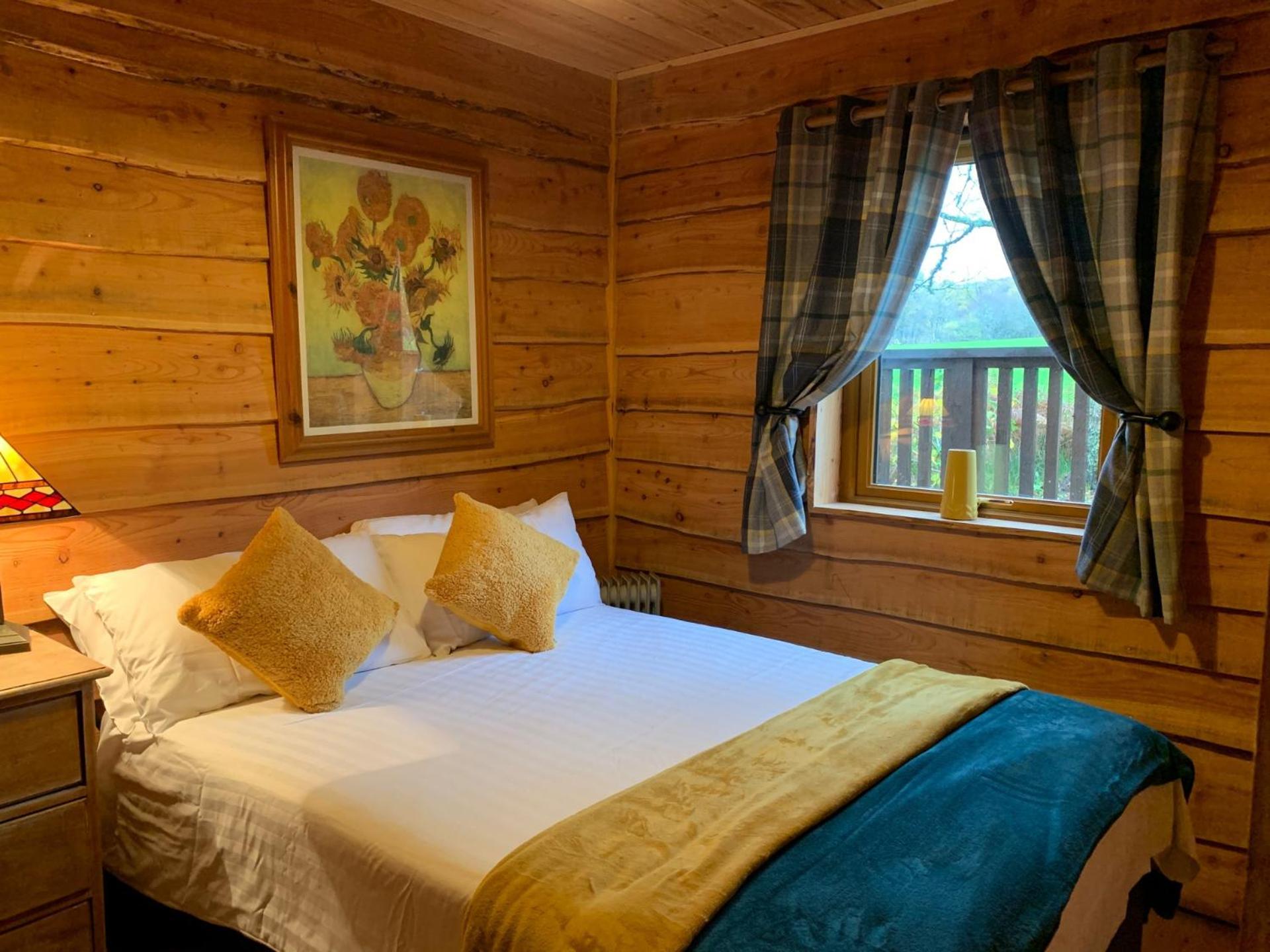 Loch Aweside Forest Cabins Dalavich Szoba fotó